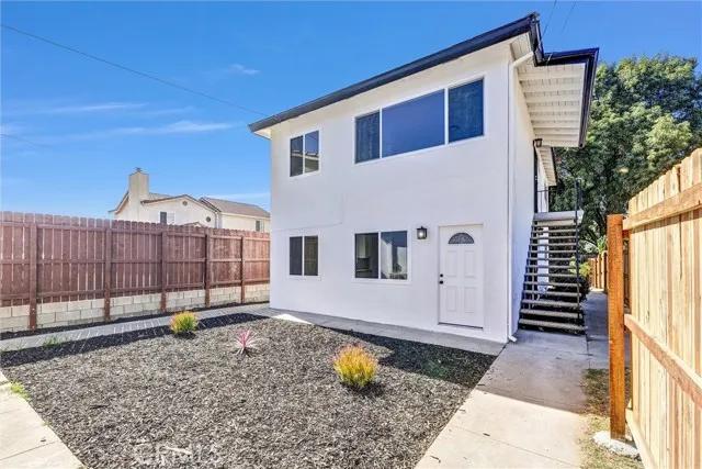 16525 Estrella Avenue E, Gardena Ca 90247 | Multi Family 25