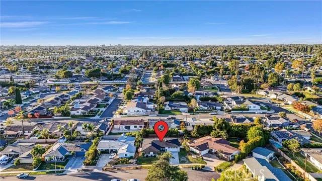 12821 Del Rey Drive, Santa Ana Ca 92705 | Detached 31