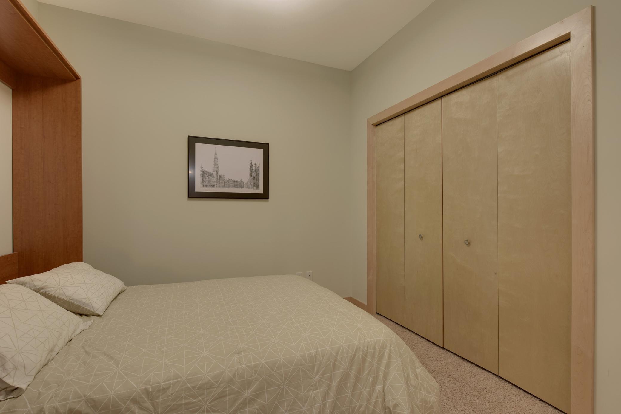  , Minneapolis, Hennepin County, Minnesota 55415, USA  | Condo 30