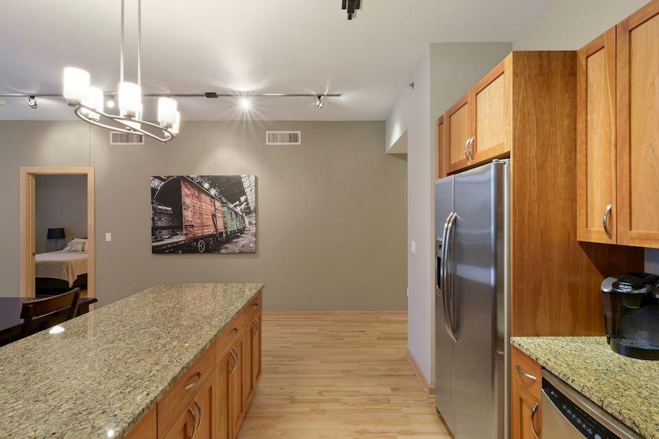  , Minneapolis, Hennepin County, Minnesota 55415, USA  | Condo 6