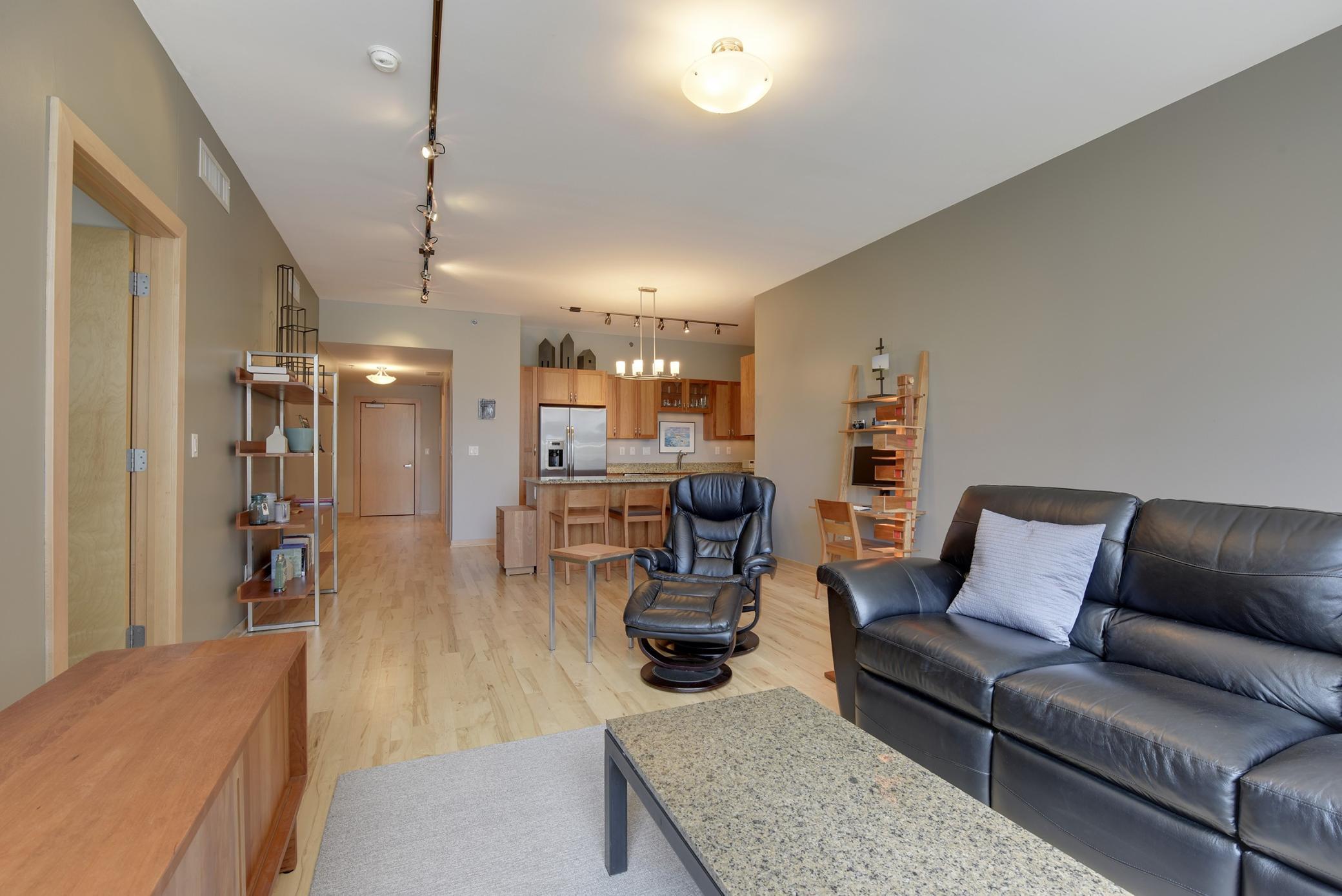  , Minneapolis, Hennepin County, Minnesota 55415, USA  | Condo 14