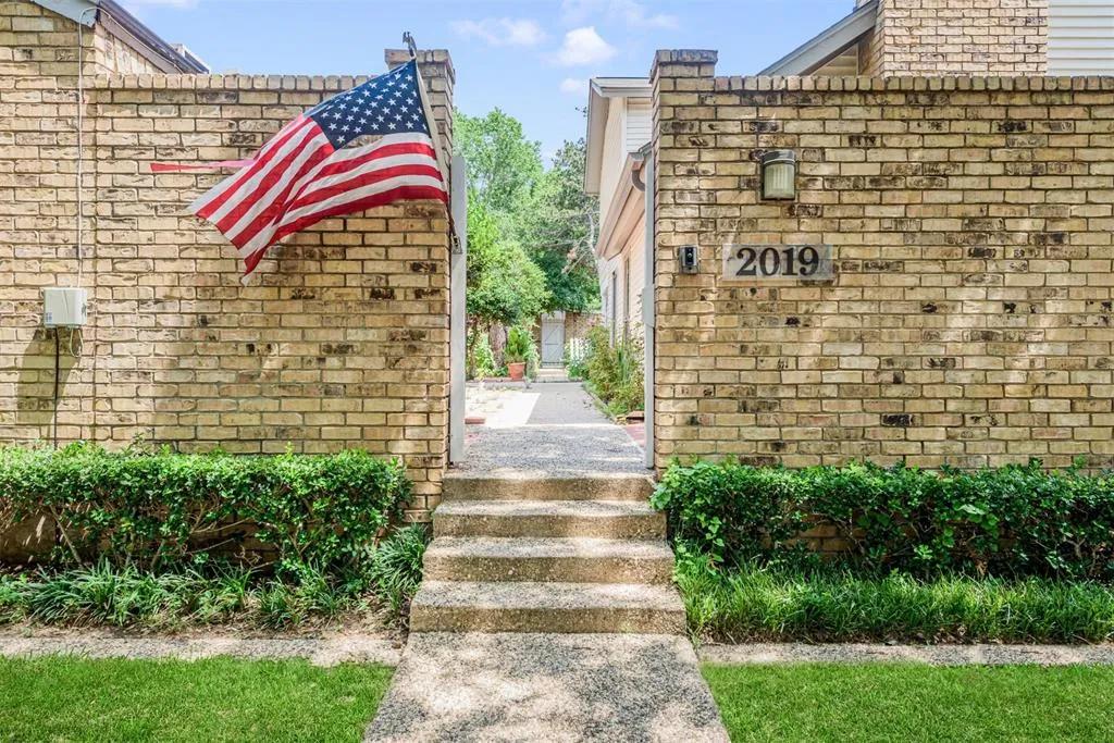 2019 Winter Sunday Way, Arlington, Tarrant County, Texas 76012, USA | Condo 7