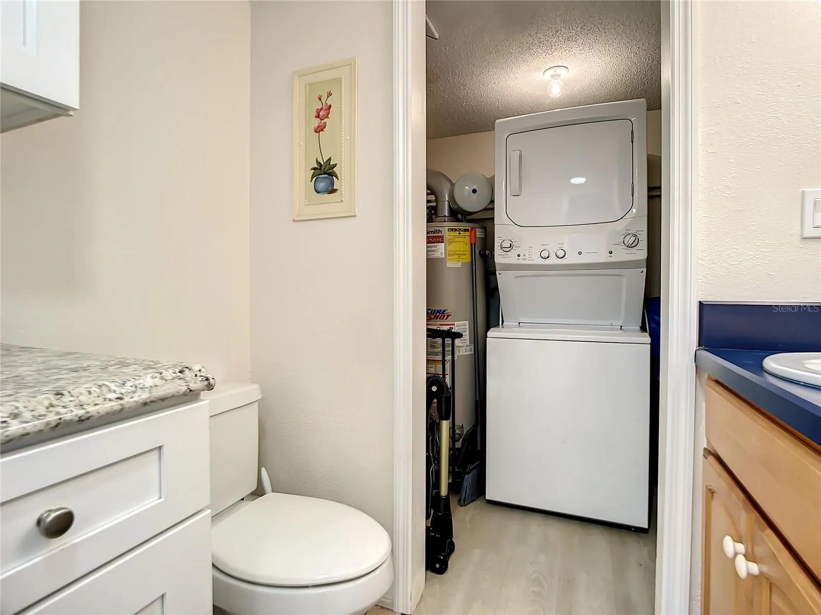 312 DUE EAST ST | Hall bath with laundry